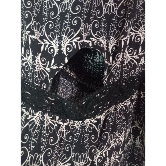 Ganji LA Large Multicolor Boho Keylet Crochet Casual Comfort Romper - Picture 2 of 5